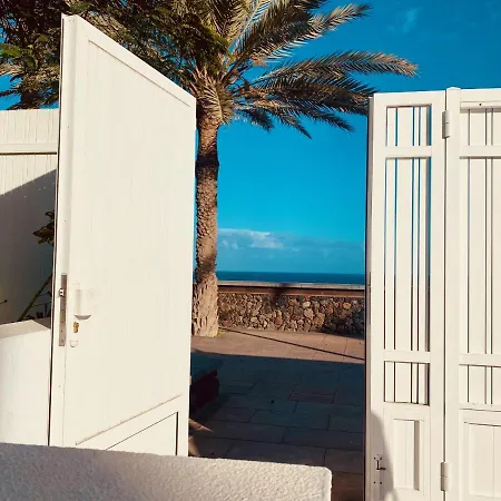 Modern And Friendly Flat In Playa Del Ingles San Bartolome de Tirajana (Gran Canaria)